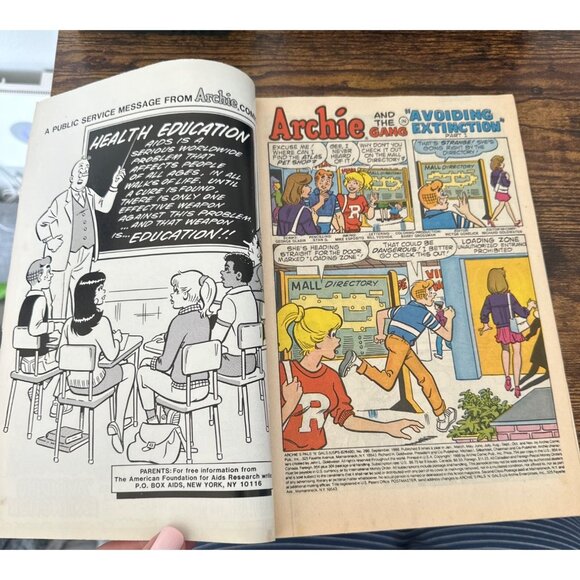 Archies Pals N Gals Special 200th Collectors Edition #200 Sept 1988 Comic Book - Picture 6 of 6